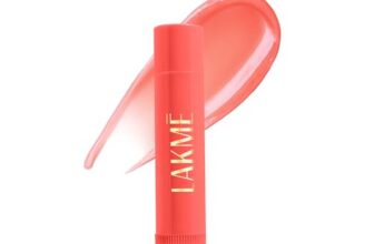 Lakme Lip Love Care Stick Apricot, with 10% Vitamin E Complex, nourished with Shea & Cocoa Butter and enriched with Almond & Jojoba Oil for 24hr moisturization in just 1 swipe, with SPF 15, 4.5g