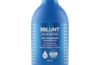 Bblunt Anti-Dandruff Shampoo For a Clear & Healthy Scalp | With Zinc Pyrithione & Tea Tree | Reduces Dandruff Up to 100% | Controls Oil & Itchiness | For All Hair types | For Women And Men | 300 ml
