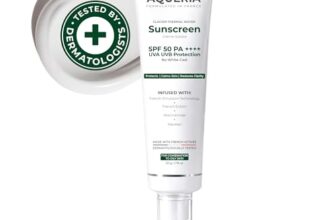 Aqueria Oil Control Brightening Gel Multi-Active French Sunscreen SPF 50 PA++++ | In-Vivo/In-Vitro Tested | 2% Niacinamide, BHA & Hyaluronic Acid | Modern UV Filters | Broad Spectrum UVA/UVB & Blue Light Protection | Lightweight, Non-Greasy, No White Cast | Suitable for Daily Use | For Oily, Acne-Prone & Combination Skin | 50g