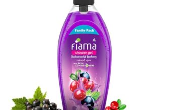 Fiama Body Wash Shower Gel Blackcurrant & Bearberry, 895 ml Family Pack, Body Wash for Women & Men with Skin Conditioners for Radiant Glow, Suitable for All Skin Types