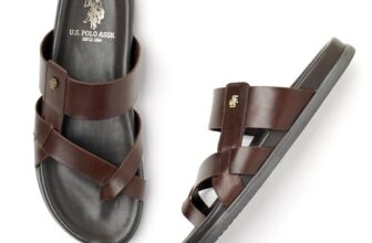 U.S. POLO ASSN. Mens IKER Brown Slippers – (UK9) (US10) (2FD24644K04)