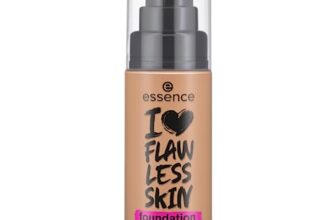 Essence I LOVE FLAWLESS SKIN foundation 70 Light Sand, liquid foundation, Light Sand shade, full coverage, matte finish, long-lasting, blendable texture, 30 ml