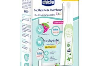 Chicco Toothpaste Strawberry + Chicco Brush Green 6-36M