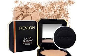 REVLON Touch And Glow Moisturising Compact For Women, All Skin Powder – Natural Matte (12g)