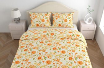 haus & kinder Microfiber Double Flat 200 TC Printed 1 Bedsheet with 2 Pillow Covers(Blue)