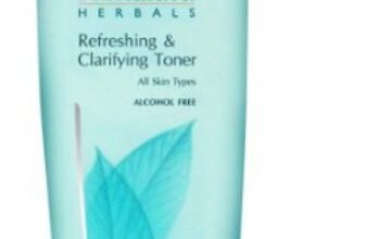 Himalaya Refreshing and Clarifying Toner liquid with Citrus Limon, Lentil and Boerhavia Root, Pack of 1, 100ml