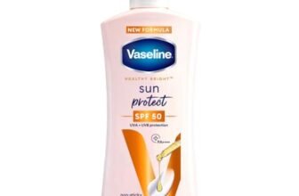 VASELINE Sun Protect SPF 50 PA++++ Lotion, 400ml, for Skin Protection from Harsh Sun, with Niacinamide, Vitamin C & E, Reduces Tan Lines, Non-Sticky and Lightweight, for Men & Women