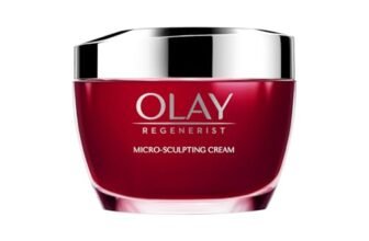 Olay Regenerist Micosculpting Day Cream | Hydrated, Plump, Bouncy Skin | with Hyaluronic Acid, Niacinamide and Peptides | Normal, Oily, Dry, Combination | 50g