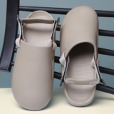 Action Men Clogs(Beige , 8)